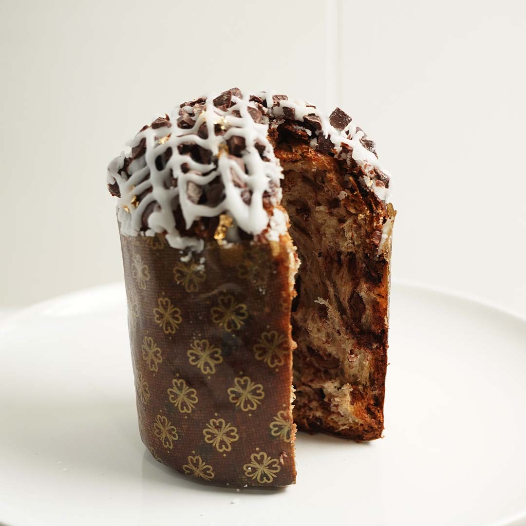 Dark Chocolate & Walnuts Panettone