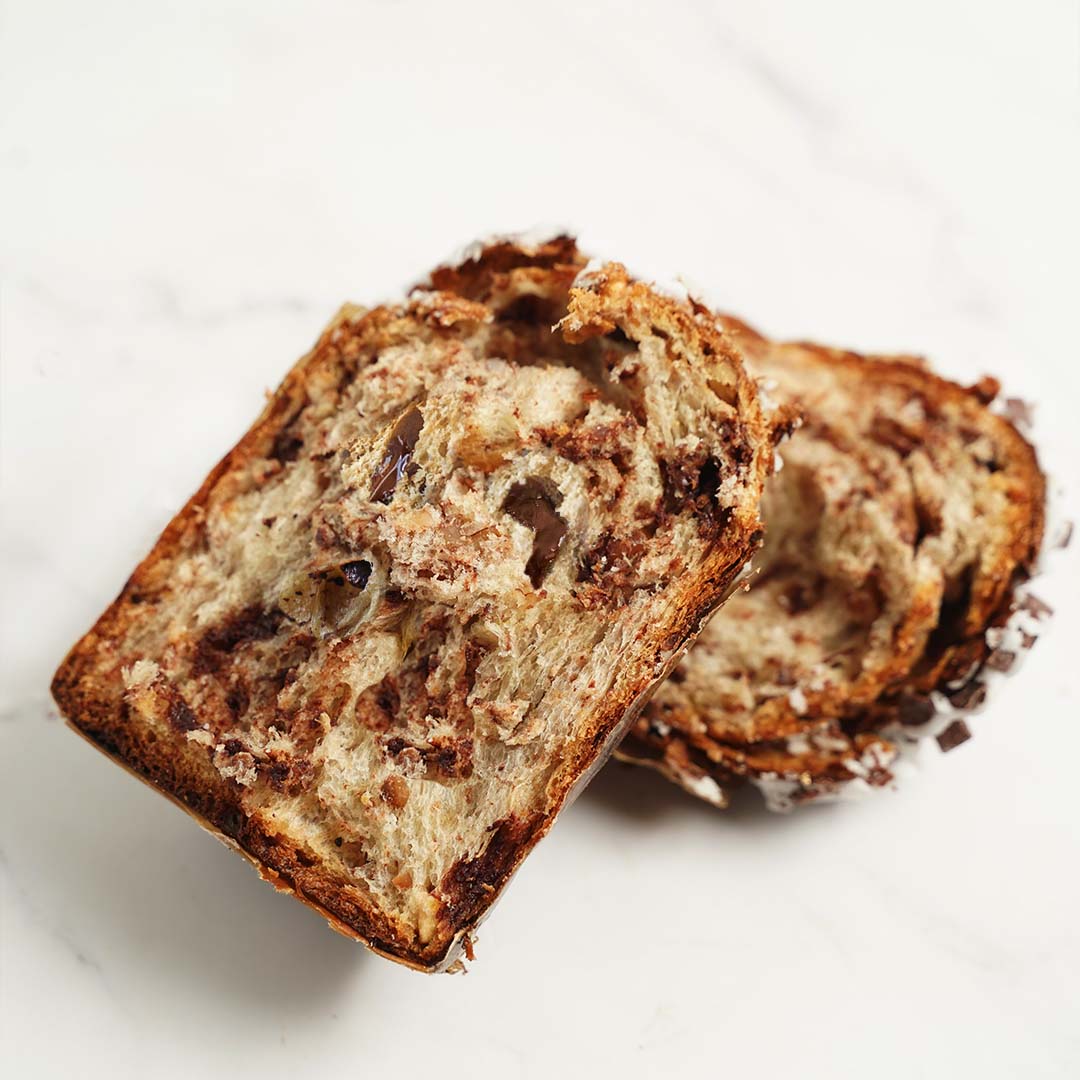 Dark Chocolate & Walnuts Panettone